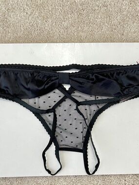 NWT Very Sexy Black Polka dot Mesh & Satin Bow Strappy Crotchless Panties Small